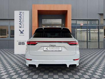 Porsche Cayenne E-Hybrid — photo 26