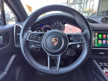Porsche Cayenne III — photo 10