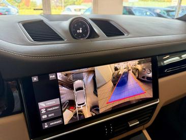 Porsche Cayenne E-Hybrid — photo 22