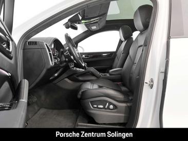Porsche Cayenne III — photo 17