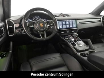 Porsche Cayenne III — photo 19