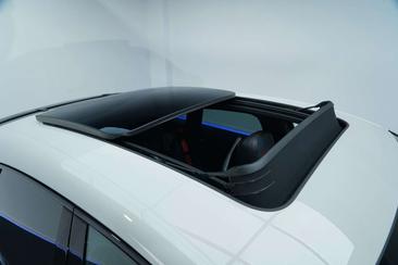 Porsche Macan I GTS — photo 39
