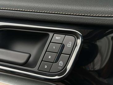 Porsche Panamera — photo 20