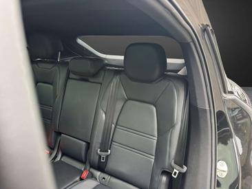Porsche Cayenne E-Hybrid — photo 9