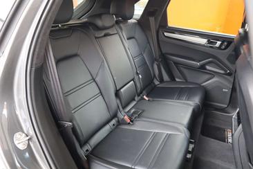 Porsche Cayenne GTS — photo 26