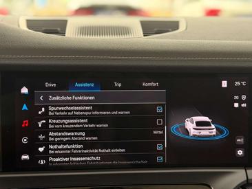 Porsche Panamera — photo 22
