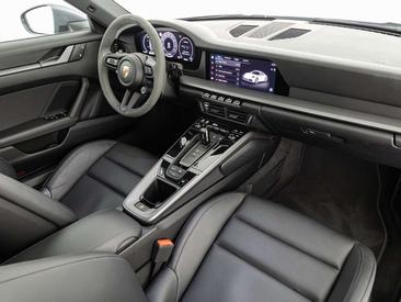 Porsche 911 Carrera — photo 14