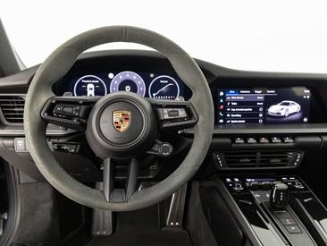 Porsche 911 Carrera — photo 16