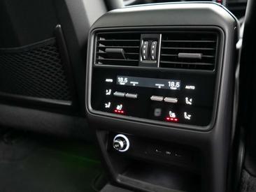 Porsche Cayenne E-Hybrid — photo 31