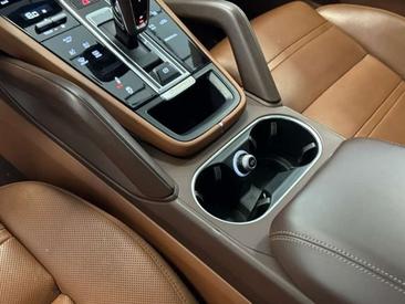 Porsche Cayenne E-Hybrid — photo 25