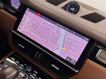 Porsche Cayenne E-Hybrid — photo 31