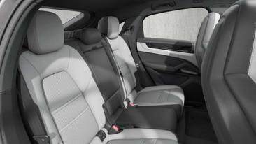 Porsche Cayenne E-Hybrid — photo 11