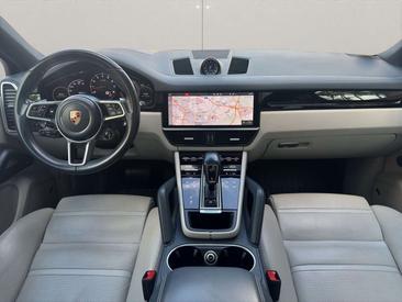 Porsche Cayenne III — photo 12