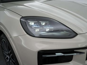 Porsche Cayenne E-Hybrid — photo 36