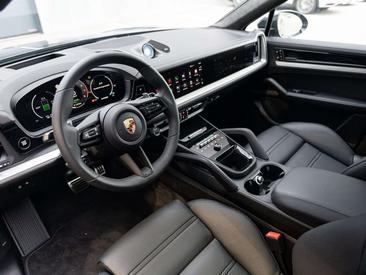 Porsche Cayenne None E-Hybrid — photo 14