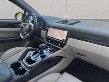 Porsche Cayenne III — photo 13