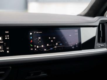 Porsche Cayenne None E-Hybrid — photo 22