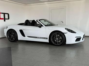 Porsche 718 Cabriolet Boxster T — photo 9