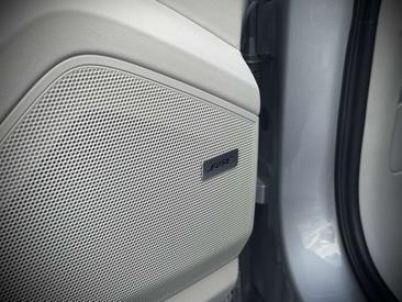Porsche Cayenne III — photo 30