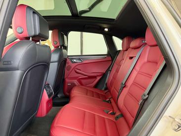 Porsche Macan I GTS — photo 13