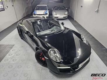Porsche 911 Cabriolet Carrera GTS — photo 3