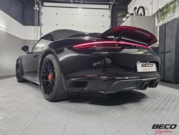Porsche 911 Cabriolet Carrera GTS — photo 6