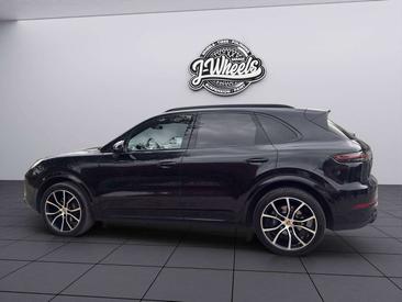 Porsche Cayenne III — photo 3