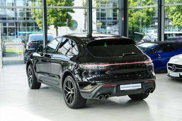 Porsche Macan — photo 3