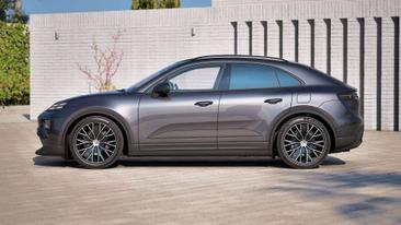 Porsche Macan I 4 Electric — photo 4
