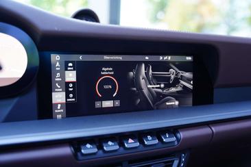 Porsche 911 Carrera S — photo 14