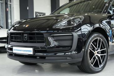 Porsche Macan — photo 9