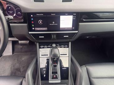 Porsche Cayenne III — photo 15