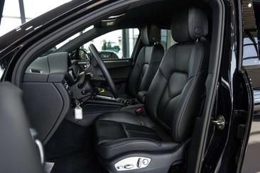 Porsche Macan — photo 14
