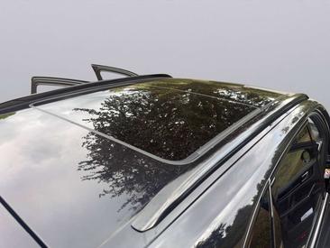 Porsche Cayenne III — photo 21