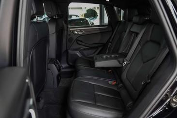 Porsche Macan — photo 15
