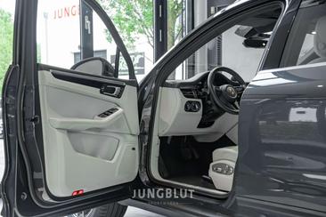 Porsche Macan I S — photo 4