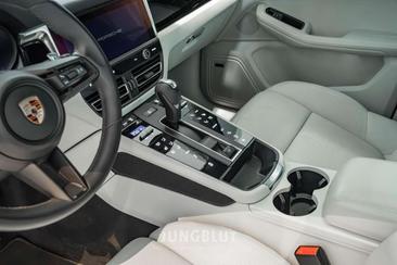Porsche Macan I S — photo 9