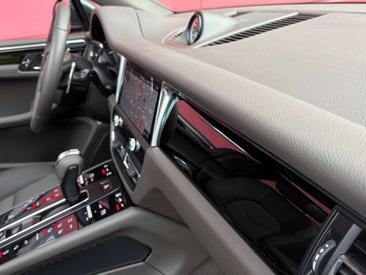 Porsche Macan I S — photo 20