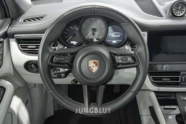 Porsche Macan I S — photo 14