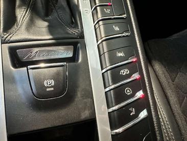 Porsche Macan I GTS — photo 12