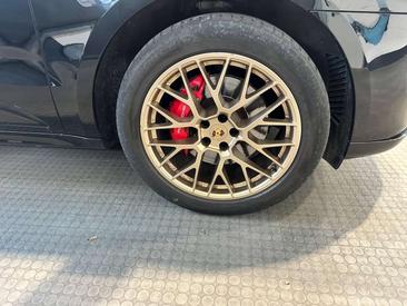 Porsche Macan I GTS — photo 14