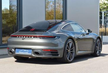 Porsche 911 Carrera — photo 9