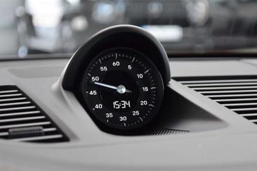 Porsche 911 Carrera — photo 17