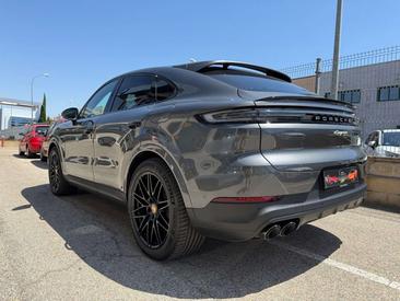 Porsche Cayenne E-Hybrid — photo 11
