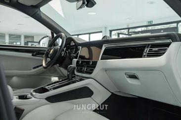 Porsche Macan I S — photo 43