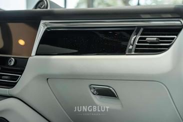 Porsche Macan I S — photo 44