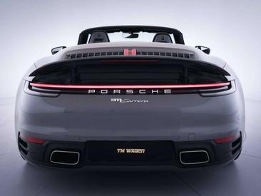 Porsche 911 Cabriolet Carrera — photo 7