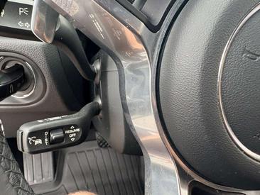 Porsche Macan I S — photo 22