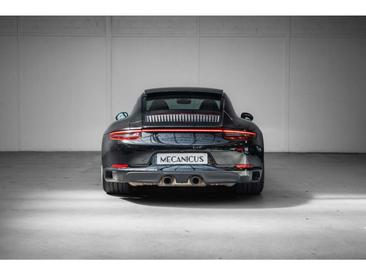 Porsche 911 Carrera 4 GTS — photo 5