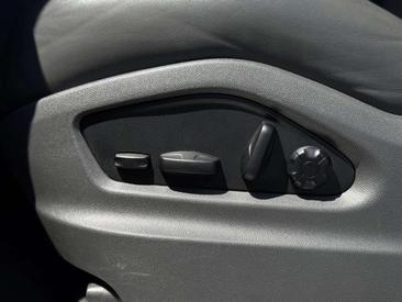 Porsche Cayenne III — photo 24